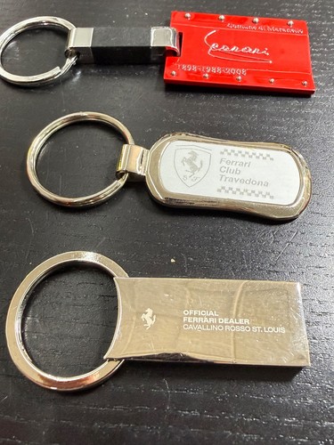 Set ferrari porte clé - 3x,