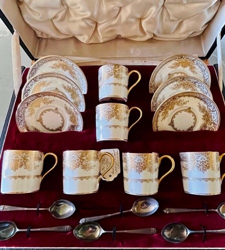 Lot tasses soucoupes et - de,