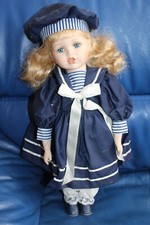 POUPEE TETE MAINS PIEDS EN PORCELAINE DES ANNEES 80  LE PETIT MARIN 43CM