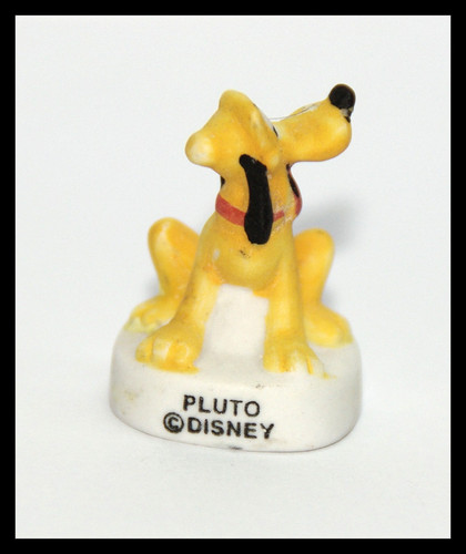 Fève pluto disney il - "pluto, disney"