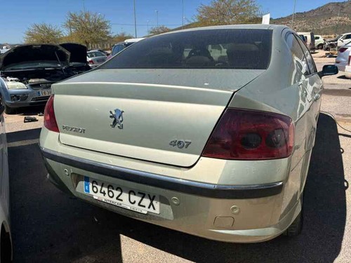 Vitre arrière peugeot 407 - arrière,