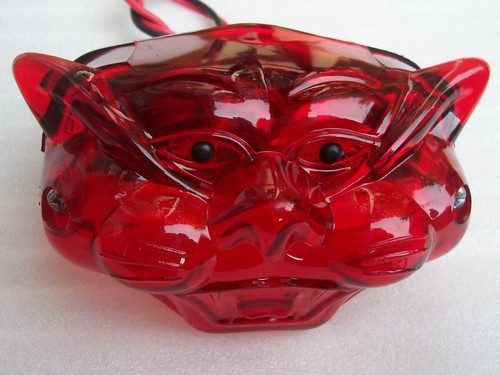 Cat face taillight - face,