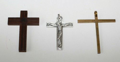 Lot croix religieuse - religieuse, laiton