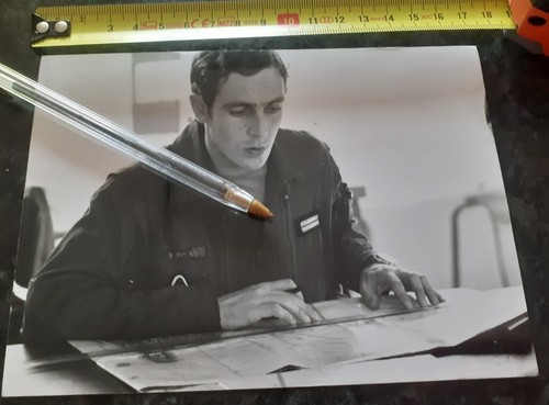 Lieutenant mevel préparant - lieutenant,