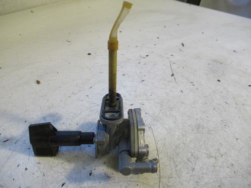 Robinet essence suzuki - robinet, gsf