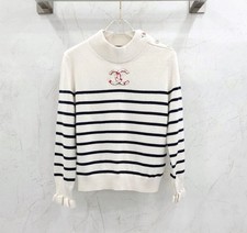 CHANEL Pull en cachemire à