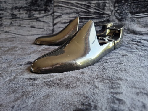 Embauchoirs berluti paris - embauchoirs,