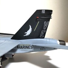 Maquette d'avion Hasegawa F 18