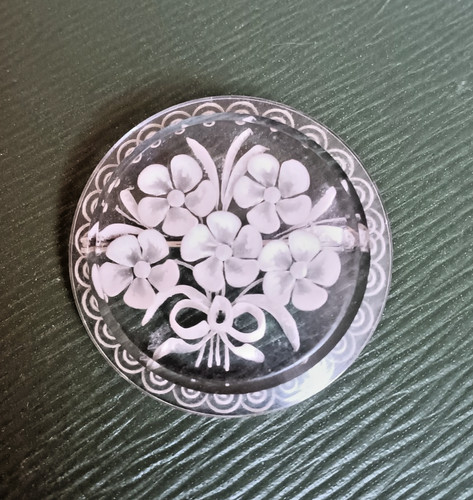Broche ancienne lucite - ancienne, en