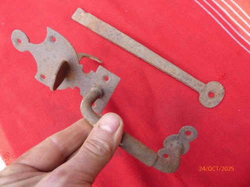 Loquet poucier fer forgé - en,