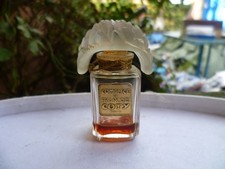 ancien flacon de parfum