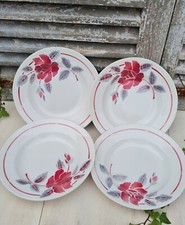 4 ANCIENNES ASSIETTES CREUSES