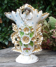ANCIEN VASE DE MARIÉE EN PORCELAINE DE PARIS - PERSONNAGE ENFANT EN BISCUIT