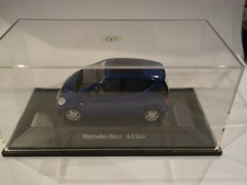 MERCEDES CLASSE A 1998 1/43 HERPA BLEU