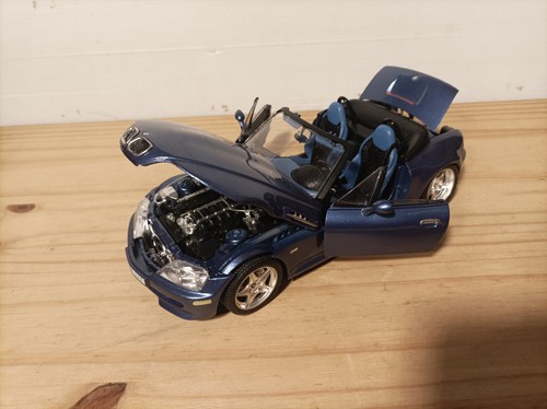Bmw m burago - 1/18,