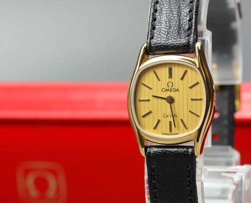 Montre femme vintage 1984 - 1984, n