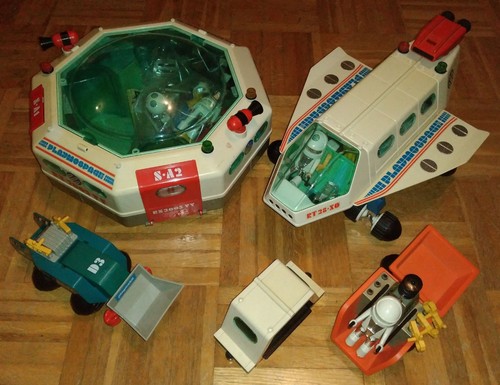 Playmobil playmospace bundle - playmospace,