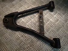 triangle inférieur avant