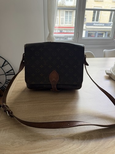 Sacoche louis vuitton - louis,