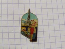 pin's Paris tour Eiffel Sexy