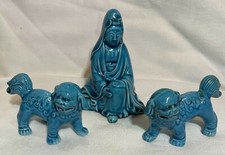 3 Statuettes, en porcelaine et