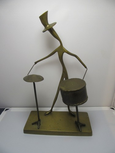 Yves lohe sculpture - yves,