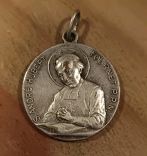 Médaille Religieuse Ancienne