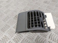 Aerateur tableau de bord avant