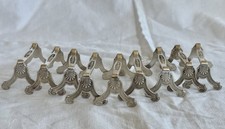 9 PORTE COUTEAUX EN METAL