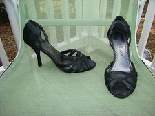 WHITE HOUSE BLACK MARKET BLACK