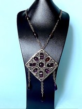 Exceptionnel collier Guy