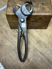 ancienne PINCE A ANNELER les