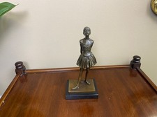 Sculpture en bronze La Petite