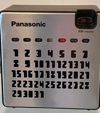 SPACE AGE-PANASONIC R-77 AM CALENDRIER RADIO 1970'