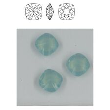 4470 12 OP : 1 cabochon Swarovski carré 4470 12mm PACIFIC OPAL u (unfoiled)