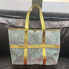 Nina Ricci Frosted Clear &