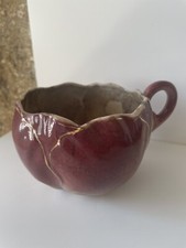 Tasse Déjeuner Forme fleur bordeau Iris Luneville K&G Barbotine Patine Déco