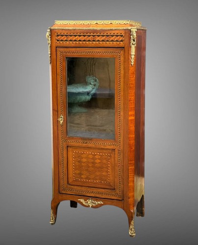 Petit meuble vitrine - meuble, en