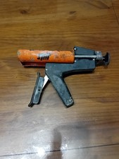 Pistolet Spit pour scellement
