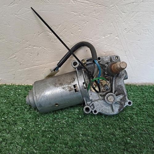 Moteur essuie glace arriere