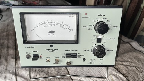 Bruel kjaer vibration meter - ,