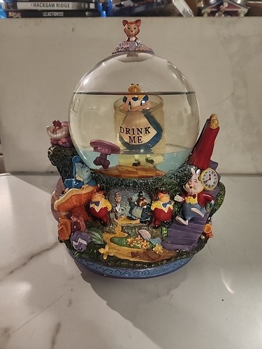Vintage alice wonderland - vintage, in