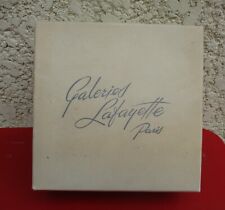 Boîte ancienne en carton MAGASIN Galeries Lafayette PARIS