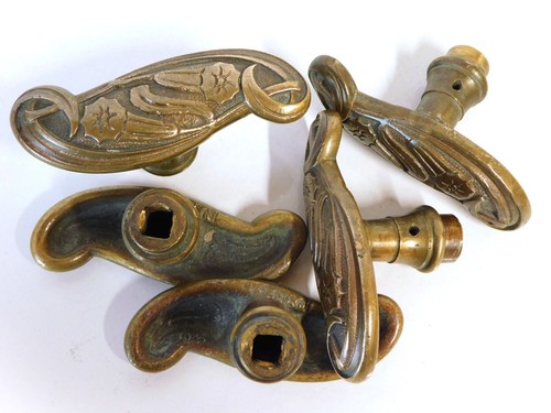 Bouton porte en bronze - porte,