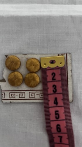 Ancien lot boutons en - 4,
