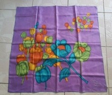 Foulard carré Nina Ricci