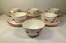 Gien. modèle Paysages roses. Six tasses à thé et cinq soutasses en faience.