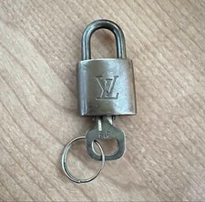 Serrure cadenas OUIS VUITTON