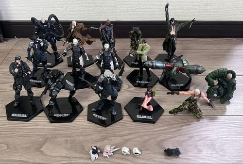 Lot six figurines metal - lot,