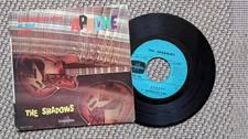 Ancien DISQUE VINYLE 45 tours :  "APACHE" -The SHADOWS